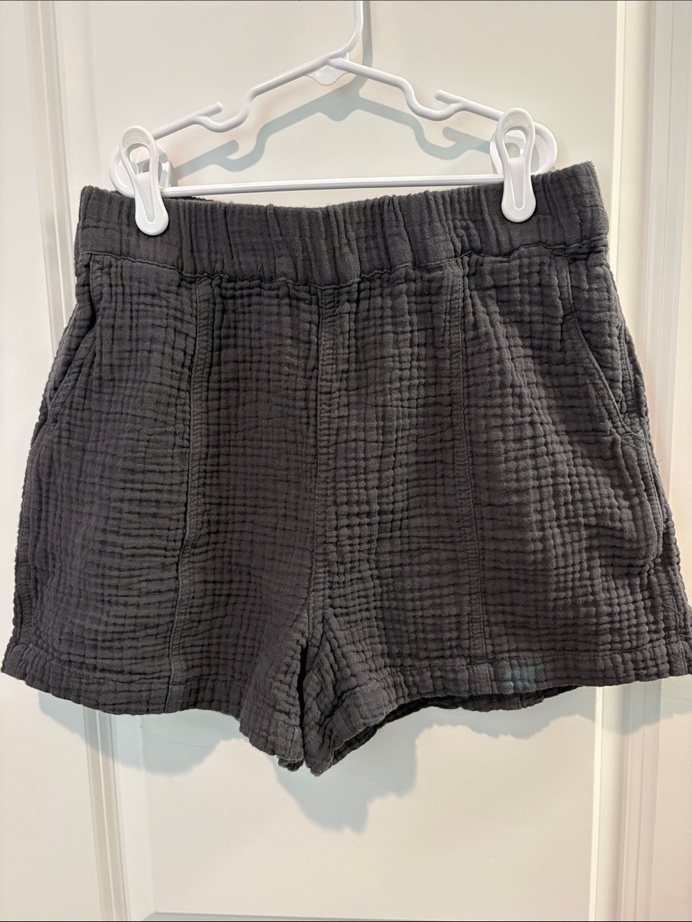 Madewell Quilted Dark Gray Athletic Shorts